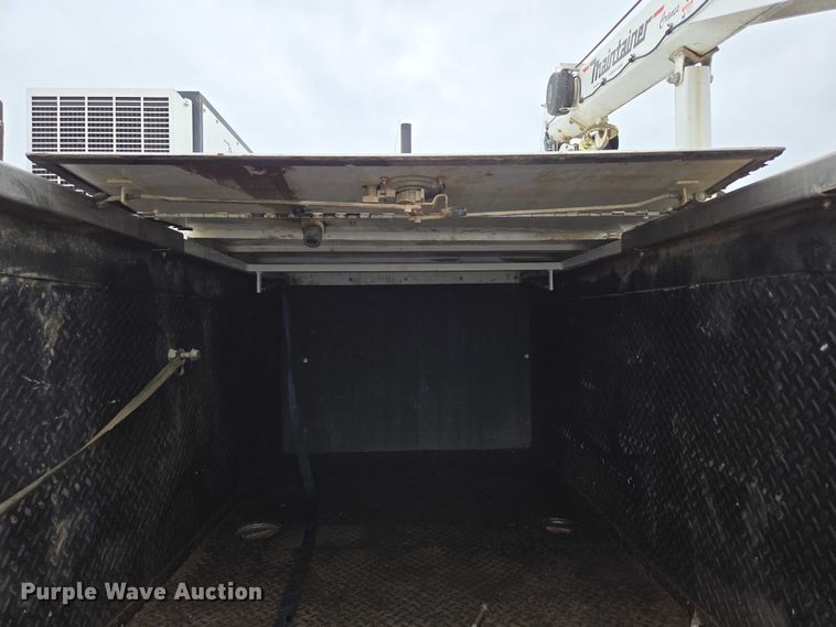 image for item ED1993 2015 Peterbilt PB337 utility / service truck