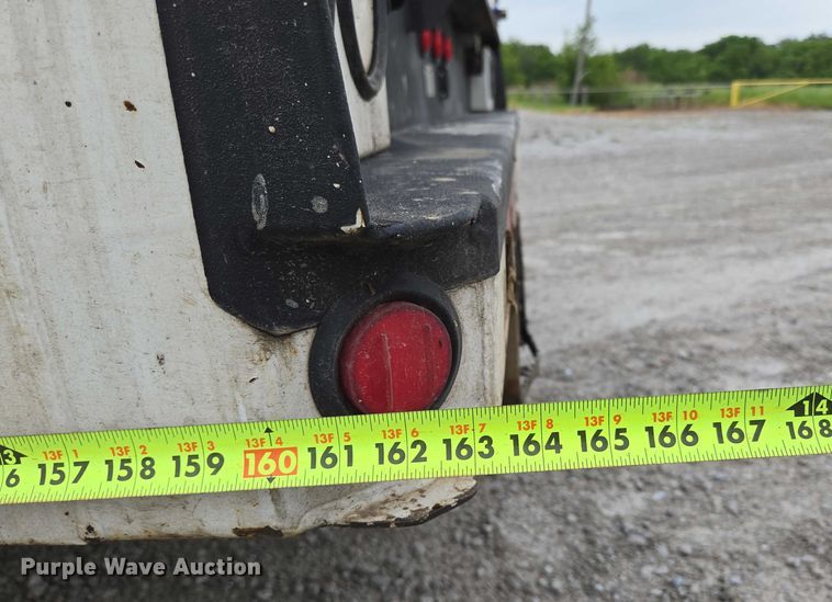 image for item ED1993 2015 Peterbilt PB337 utility / service truck