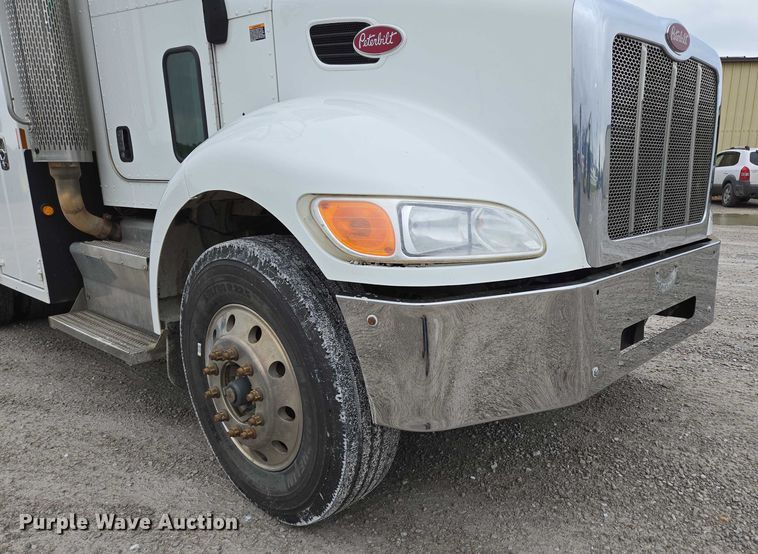 image for item ED1993 2015 Peterbilt PB337 utility / service truck