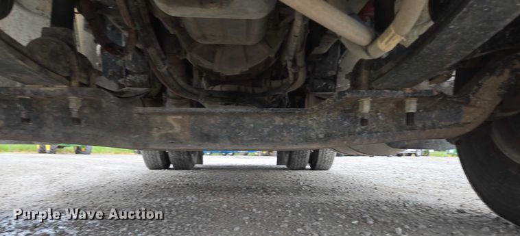 image for item ED1993 2015 Peterbilt PB337 utility / service truck