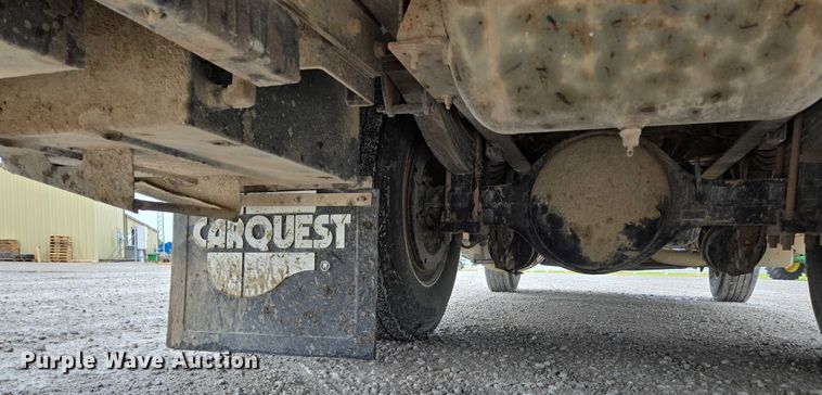 image for item ED1993 2015 Peterbilt PB337 utility / service truck