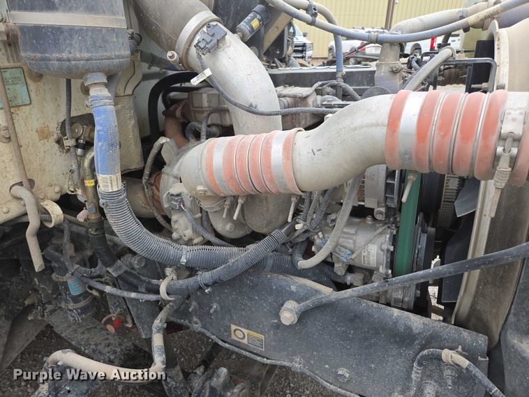 image for item ED1993 2015 Peterbilt PB337 utility / service truck