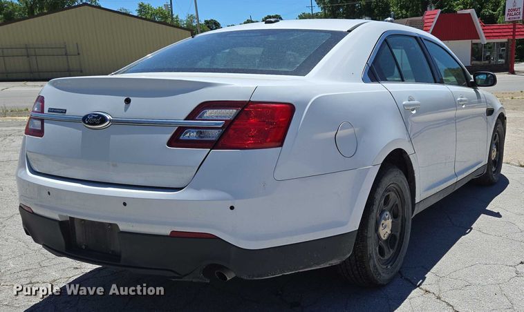 image for item ED1998 2015 Ford Taurus Police Interceptor 