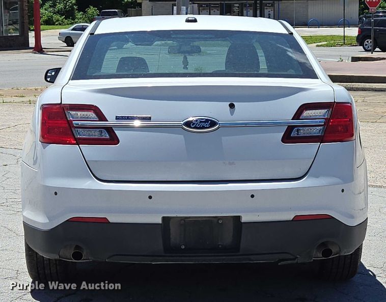 image for item ED1998 2015 Ford Taurus Police Interceptor 