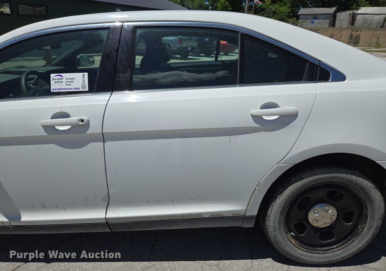 image for item ED1998 2015 Ford Taurus Police Interceptor 