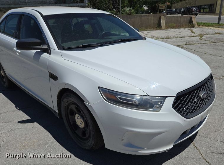 image for item ED1998 2015 Ford Taurus Police Interceptor 