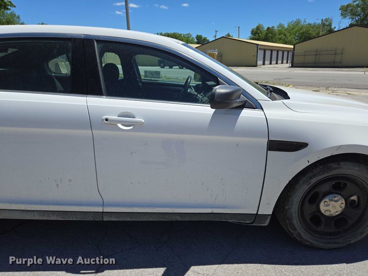 image for item ED1998 2015 Ford Taurus Police Interceptor 