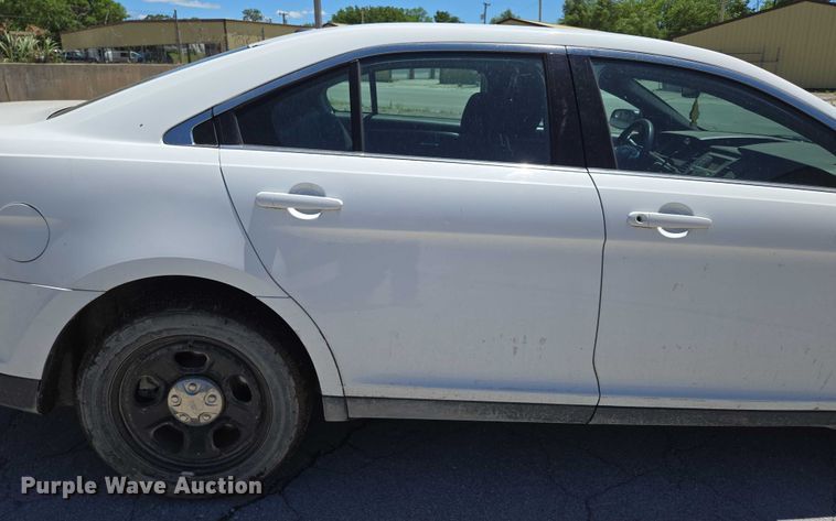 image for item ED1998 2015 Ford Taurus Police Interceptor 