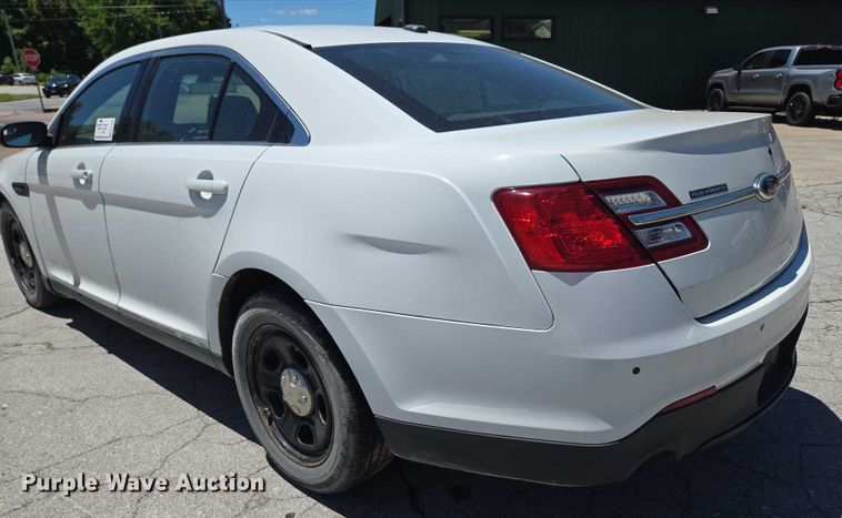 image for item ED1998 2015 Ford Taurus Police Interceptor 
