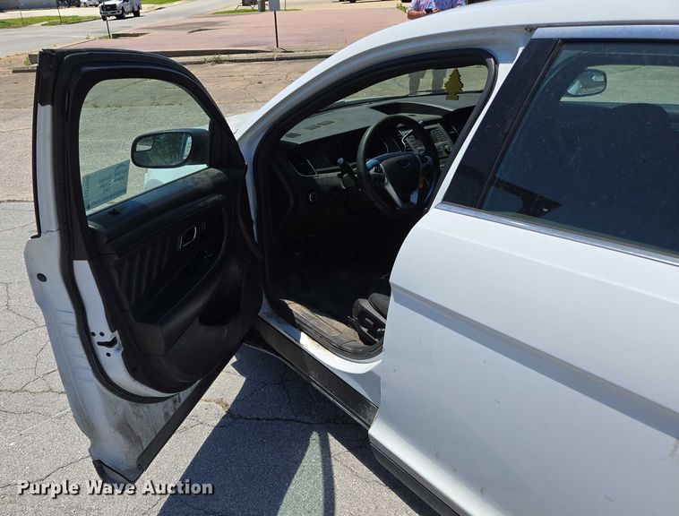 image for item ED1998 2015 Ford Taurus Police Interceptor 