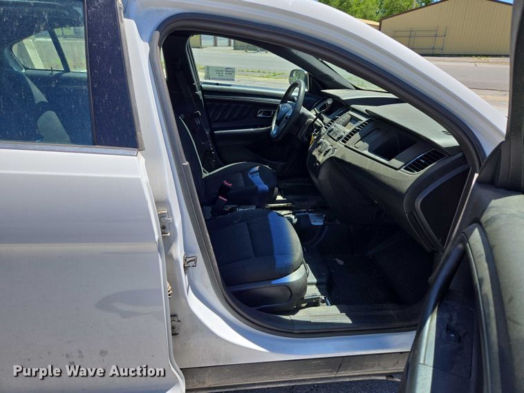 image for item ED1998 2015 Ford Taurus Police Interceptor 