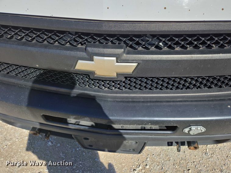 image for item ED2001 2010 Chevrolet Silverado 1500 Ext. Cab pickup truck