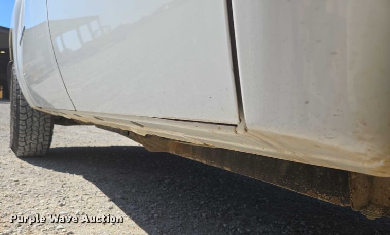 image for item ED2001 2010 Chevrolet Silverado 1500 Ext. Cab pickup truck