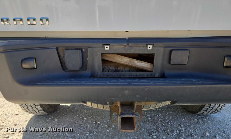 image for item ED2001 2010 Chevrolet Silverado 1500 Ext. Cab pickup truck