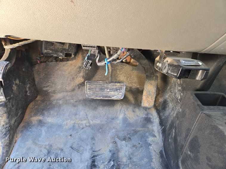 image for item ED2001 2010 Chevrolet Silverado 1500 Ext. Cab pickup truck