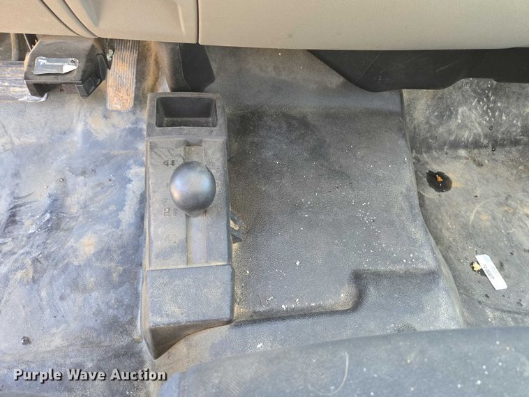 image for item ED2001 2010 Chevrolet Silverado 1500 Ext. Cab pickup truck