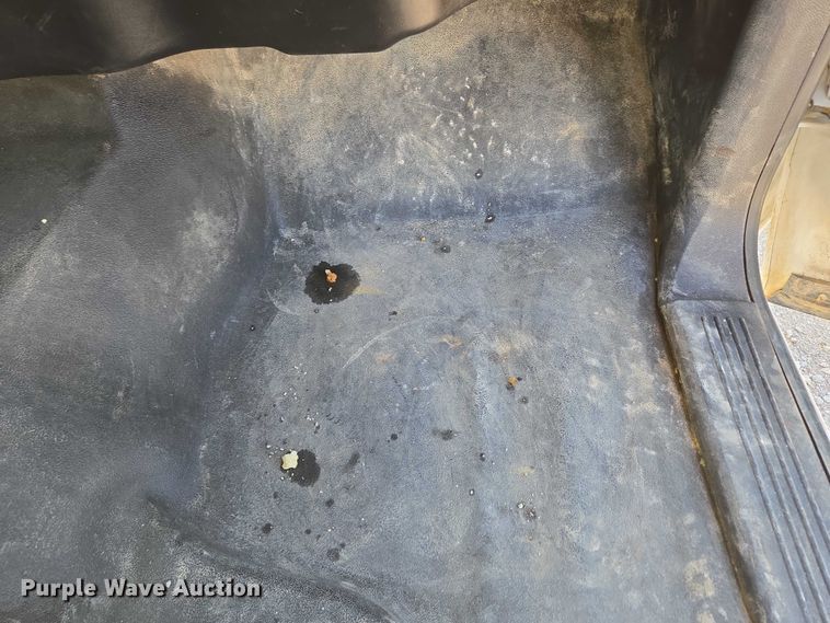 image for item ED2001 2010 Chevrolet Silverado 1500 Ext. Cab pickup truck