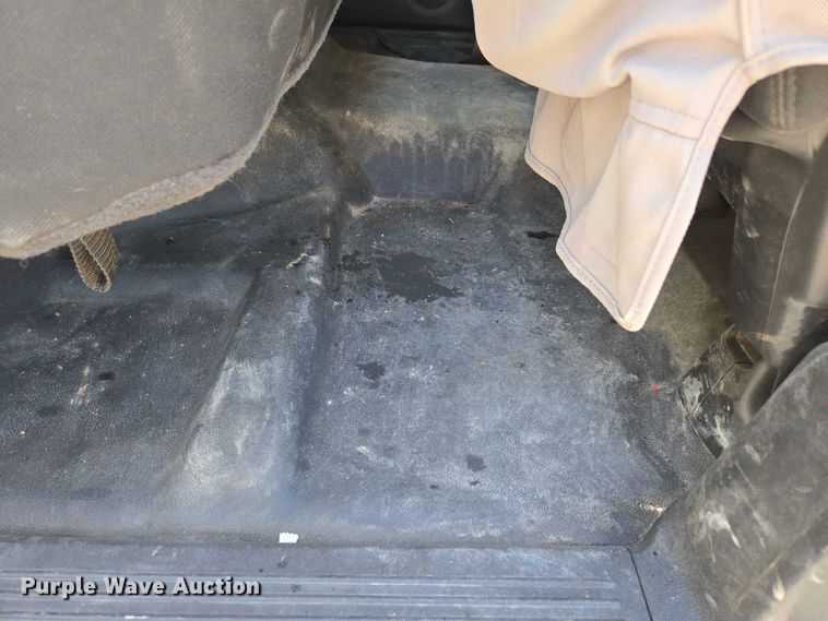 image for item ED2001 2010 Chevrolet Silverado 1500 Ext. Cab pickup truck