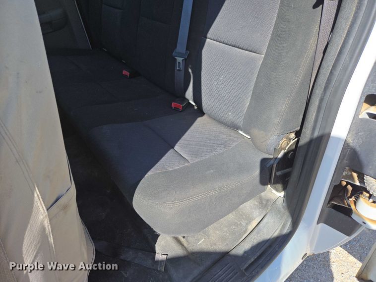 image for item ED2001 2010 Chevrolet Silverado 1500 Ext. Cab pickup truck