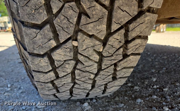 image for item ED2001 2010 Chevrolet Silverado 1500 Ext. Cab pickup truck