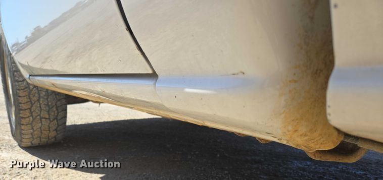 image for item ED2002 2006 Chevrolet Silverado 1500 pickup truck