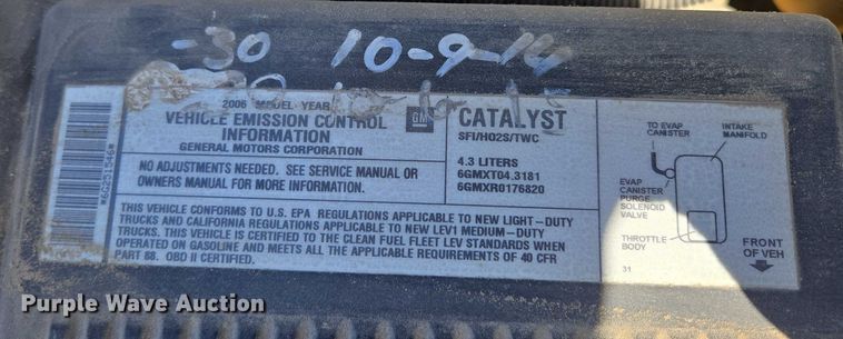 image for item ED2002 2006 Chevrolet Silverado 1500 pickup truck