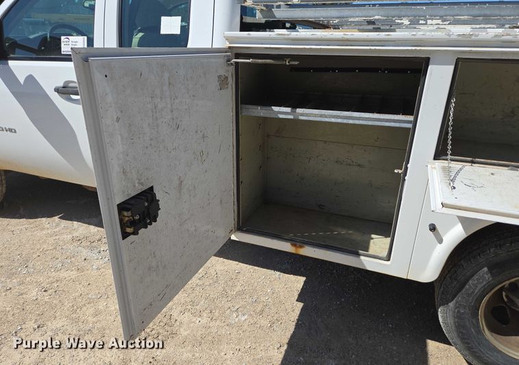 image for item ED2003 2009 GMC Sierra 3500HD Ext. Cab utility bed pickup truck