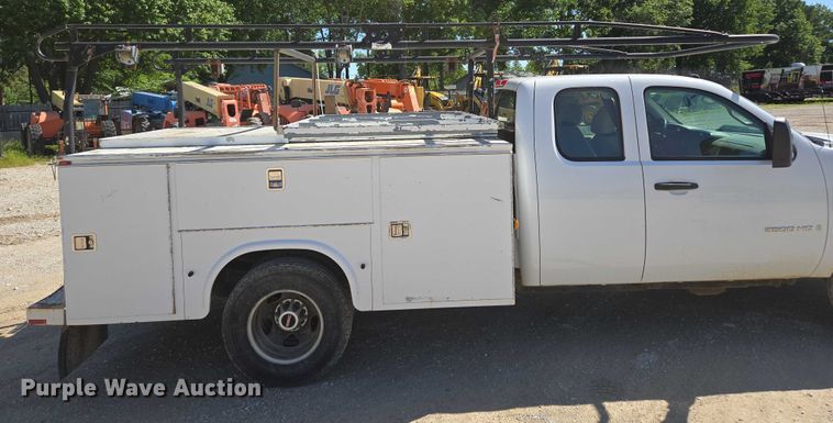 image for item ED2003 2009 GMC Sierra 3500HD Ext. Cab utility bed pickup truck