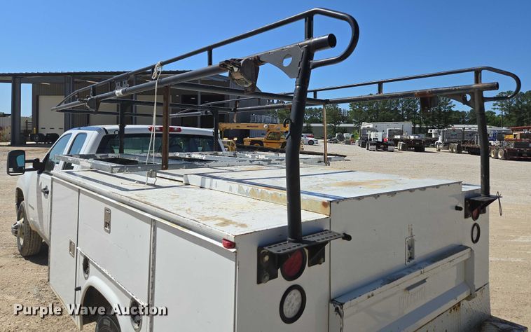 image for item ED2003 2009 GMC Sierra 3500HD Ext. Cab utility bed pickup truck