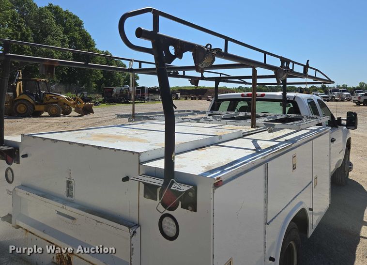 image for item ED2003 2009 GMC Sierra 3500HD Ext. Cab utility bed pickup truck