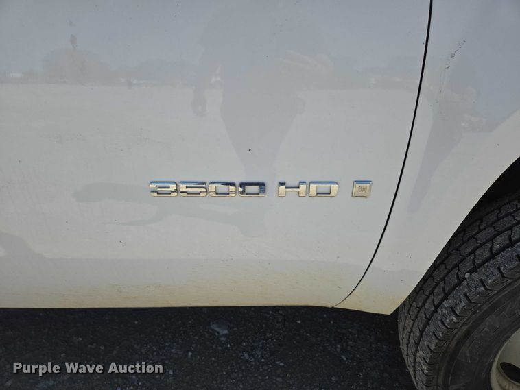 image for item ED2003 2009 GMC Sierra 3500HD Ext. Cab utility bed pickup truck