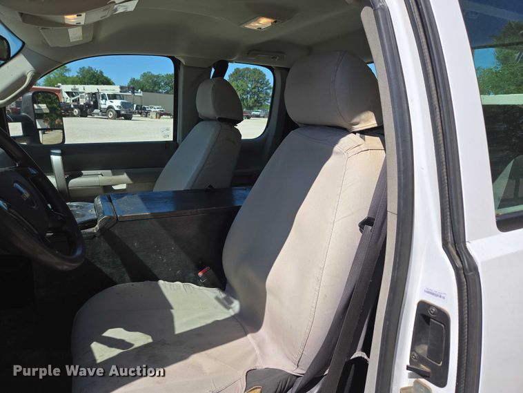 image for item ED2003 2009 GMC Sierra 3500HD Ext. Cab utility bed pickup truck