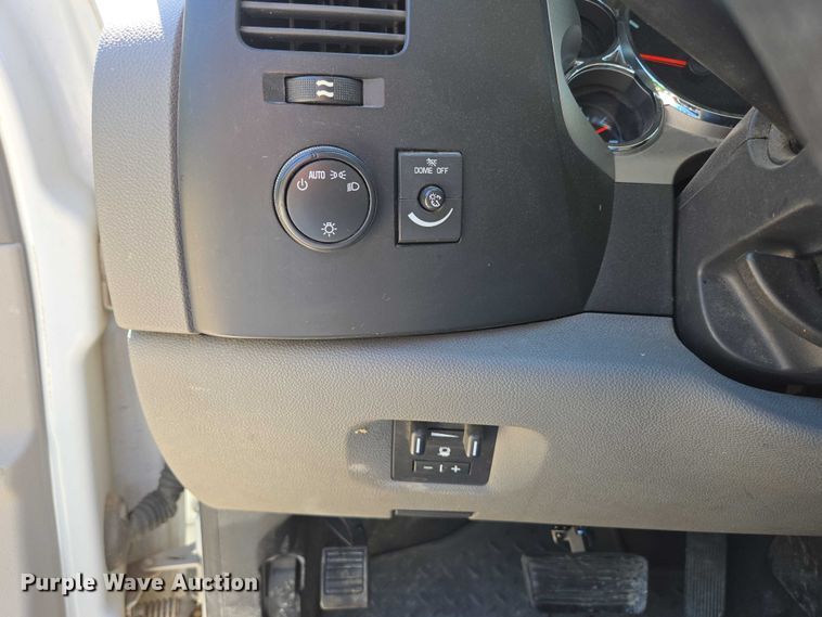 image for item ED2003 2009 GMC Sierra 3500HD Ext. Cab utility bed pickup truck