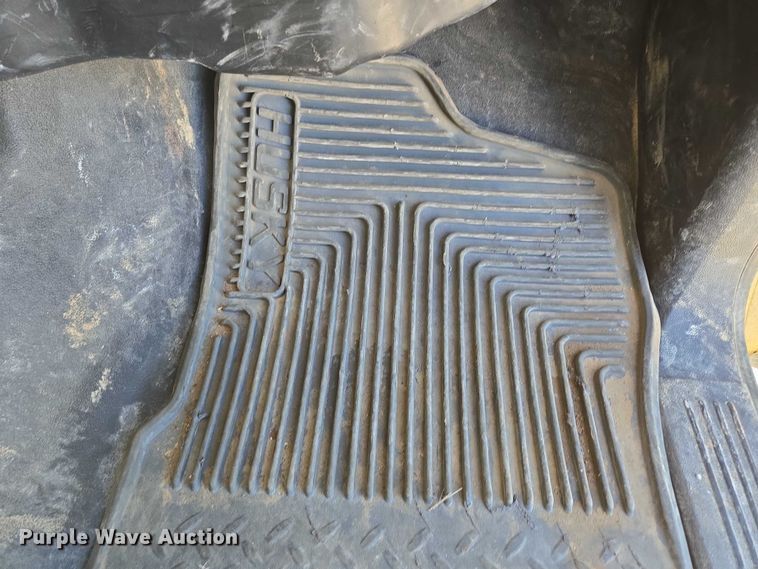 image for item ED2003 2009 GMC Sierra 3500HD Ext. Cab utility bed pickup truck