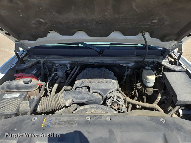 image for item ED2003 2009 GMC Sierra 3500HD Ext. Cab utility bed pickup truck