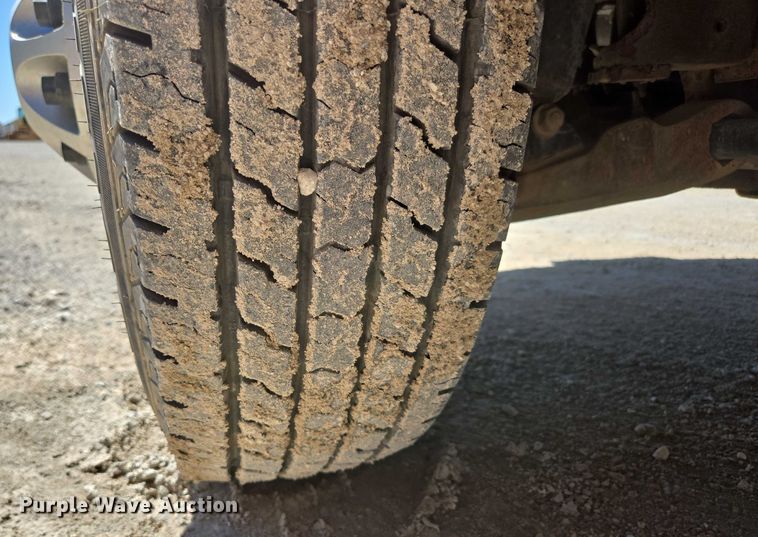 image for item ED2003 2009 GMC Sierra 3500HD Ext. Cab utility bed pickup truck