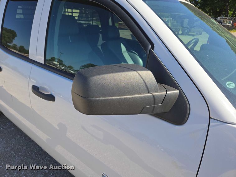 image for item ED2004 2015 GMC Sierra 1500 Double Cab pickup truck