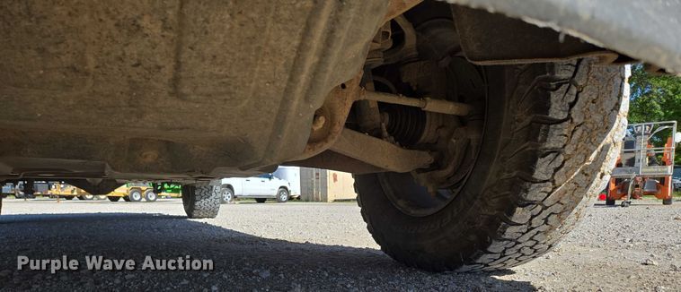 image for item ED2004 2015 GMC Sierra 1500 Double Cab pickup truck