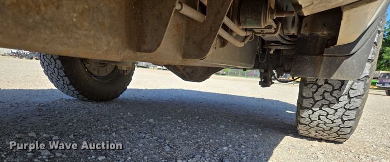 image for item ED2004 2015 GMC Sierra 1500 Double Cab pickup truck