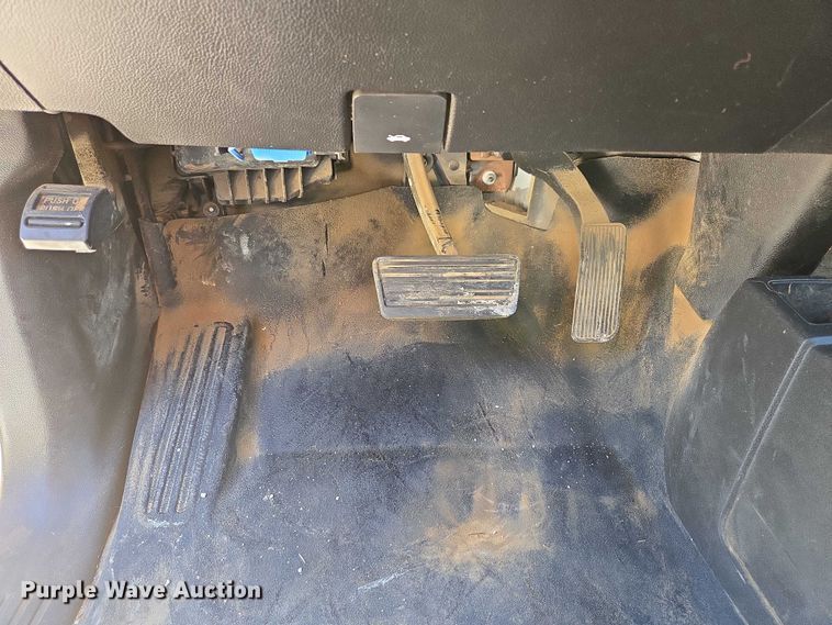 image for item ED2004 2015 GMC Sierra 1500 Double Cab pickup truck