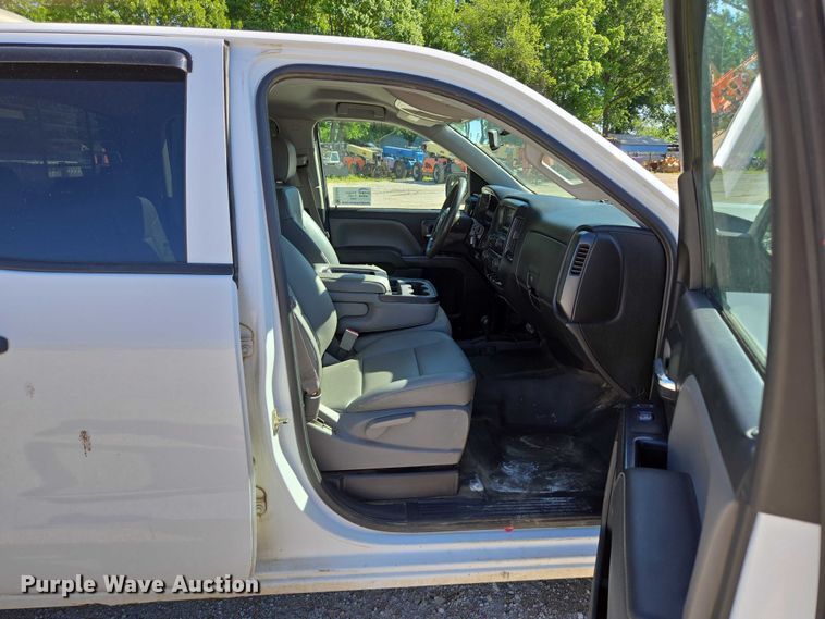 image for item ED2004 2015 GMC Sierra 1500 Double Cab pickup truck