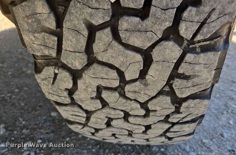 image for item ED2004 2015 GMC Sierra 1500 Double Cab pickup truck