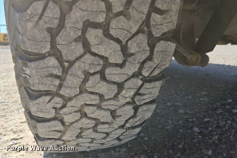 image for item ED2004 2015 GMC Sierra 1500 Double Cab pickup truck