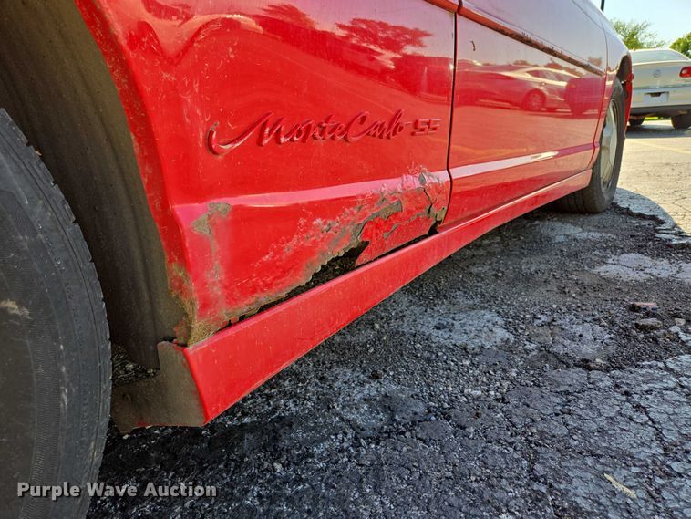 image for item ED2005 2001 Chevrolet Monte Carlo 