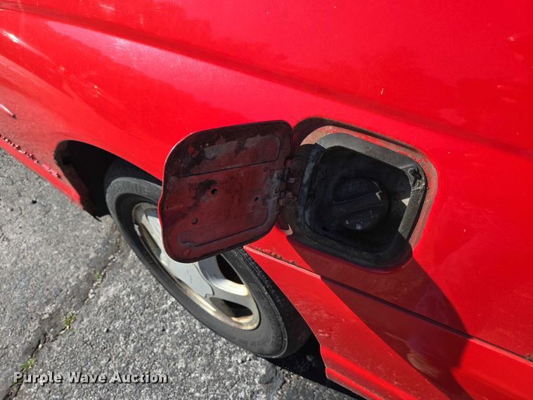 image for item ED2005 2001 Chevrolet Monte Carlo 