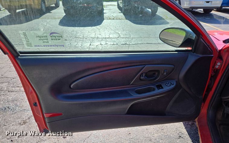 image for item ED2005 2001 Chevrolet Monte Carlo 