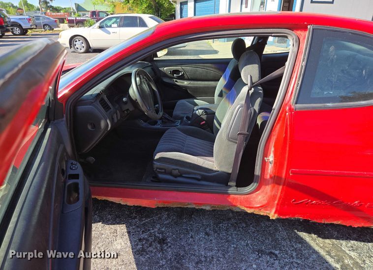 image for item ED2005 2001 Chevrolet Monte Carlo 