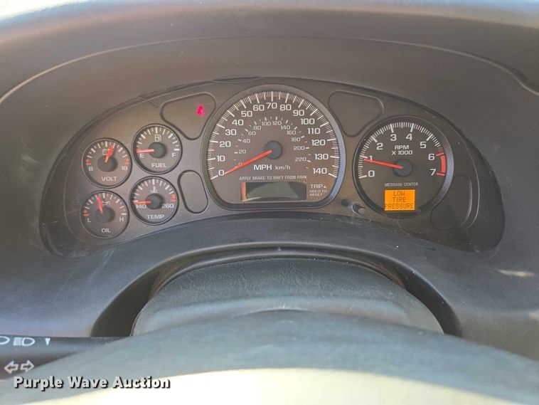 image for item ED2005 2001 Chevrolet Monte Carlo 