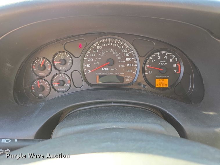 image for item ED2005 2001 Chevrolet Monte Carlo 