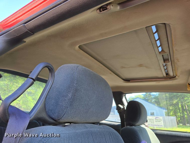 image for item ED2005 2001 Chevrolet Monte Carlo 